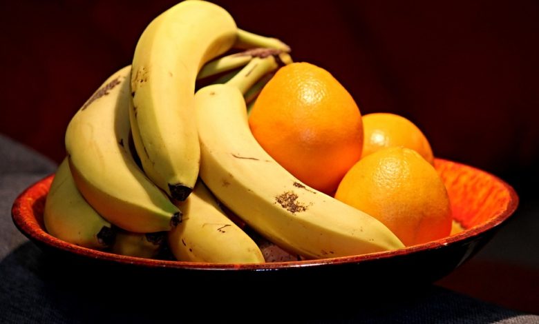 Bananas & Oranges